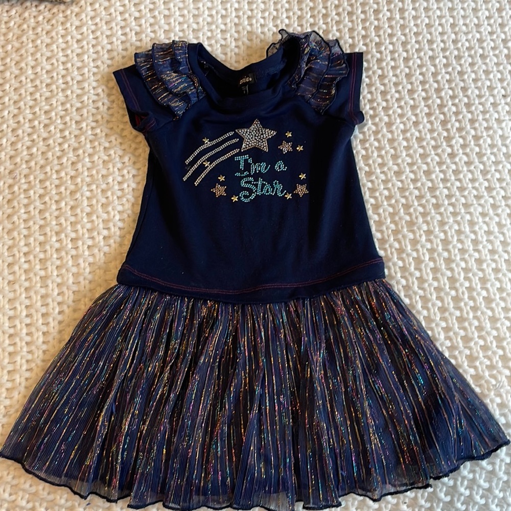 Beautiful Zubieta sparkly “I’m a star” dress size 4
